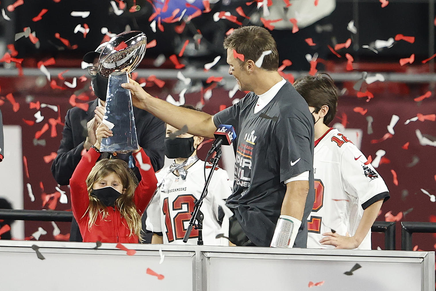 Buckaneers Quarterback Tom Brady celebrates with his children