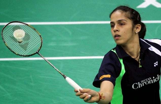 Saina Nehwal defeated Indonesia's Dinar Dyah Ayustine 17-21, 21-18, 21-12 in a Round of 16 clash at the Macau Open.