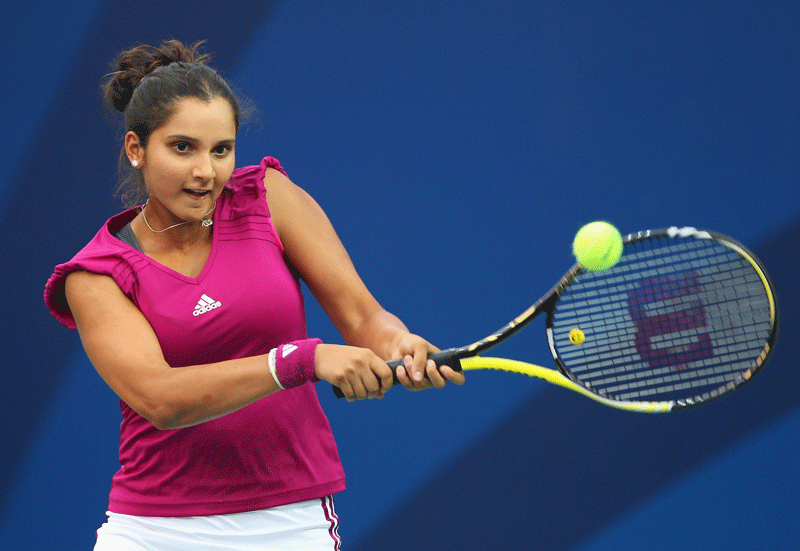 Sania Mirza inaugurates Tennishub.in first Retail store in Hyderabad
