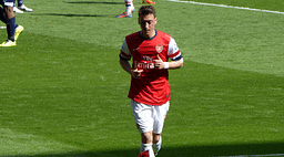 Mesut Ozil twitter Q and A