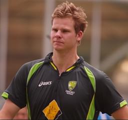 Steve Smith plays the helicopter shot