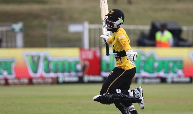 Pongolo hits 12 off one ball