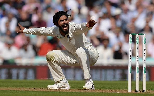 Ravindra Jadeja and Ishant Sharma argue