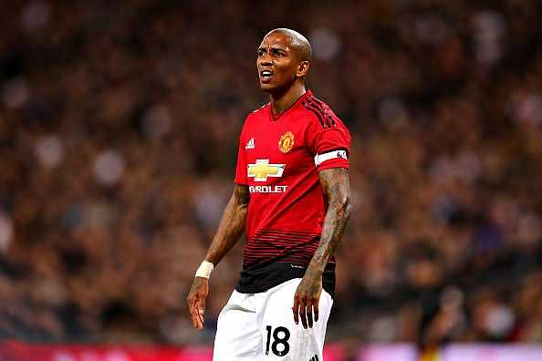 Ashley Young to sign a new contract