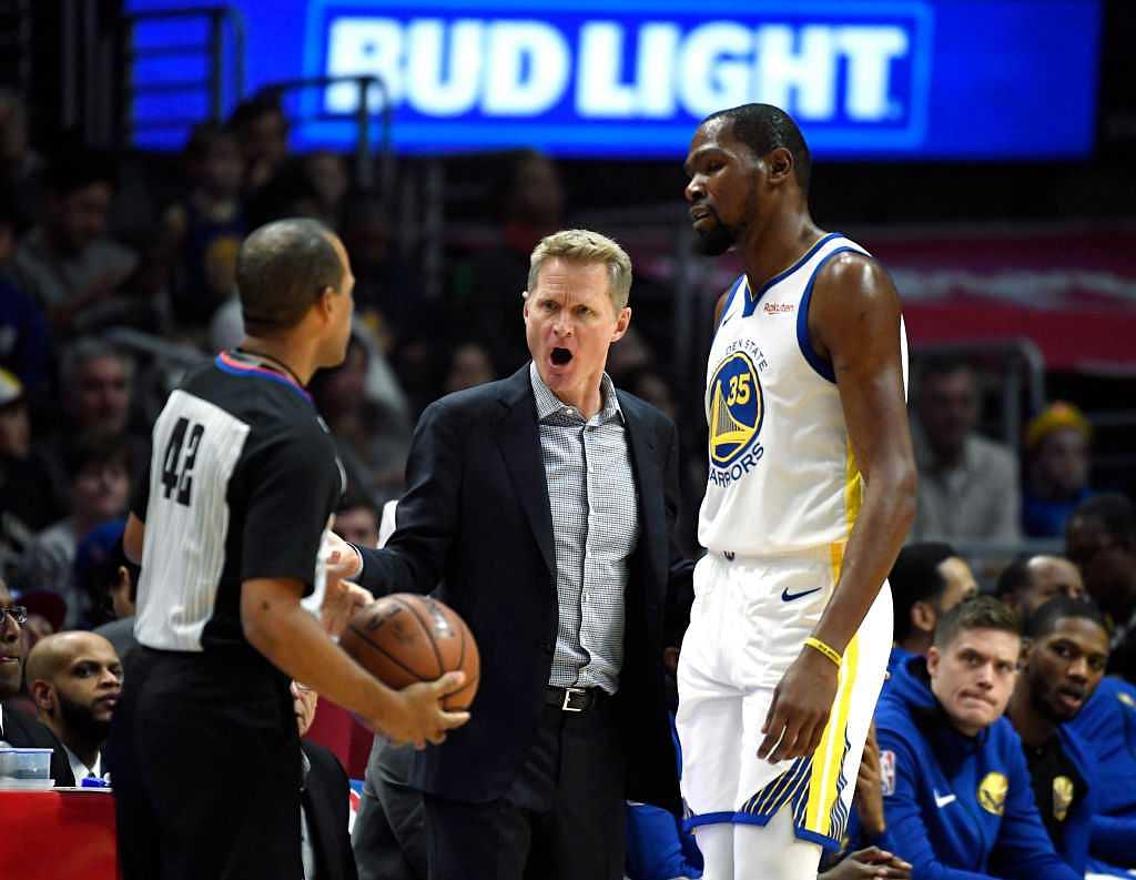 WATCH: Steve Kerr ejected after going on a F-bomb spree, releases statement