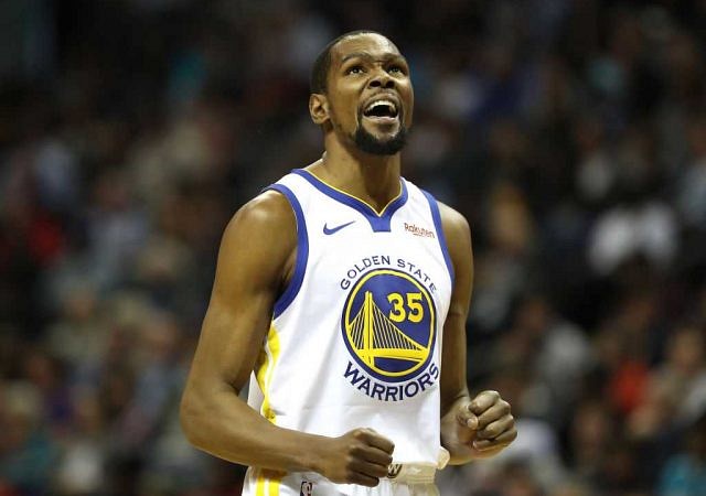 Kevin Durant Warriors jerseys at 75% off; Knicks move on the cards