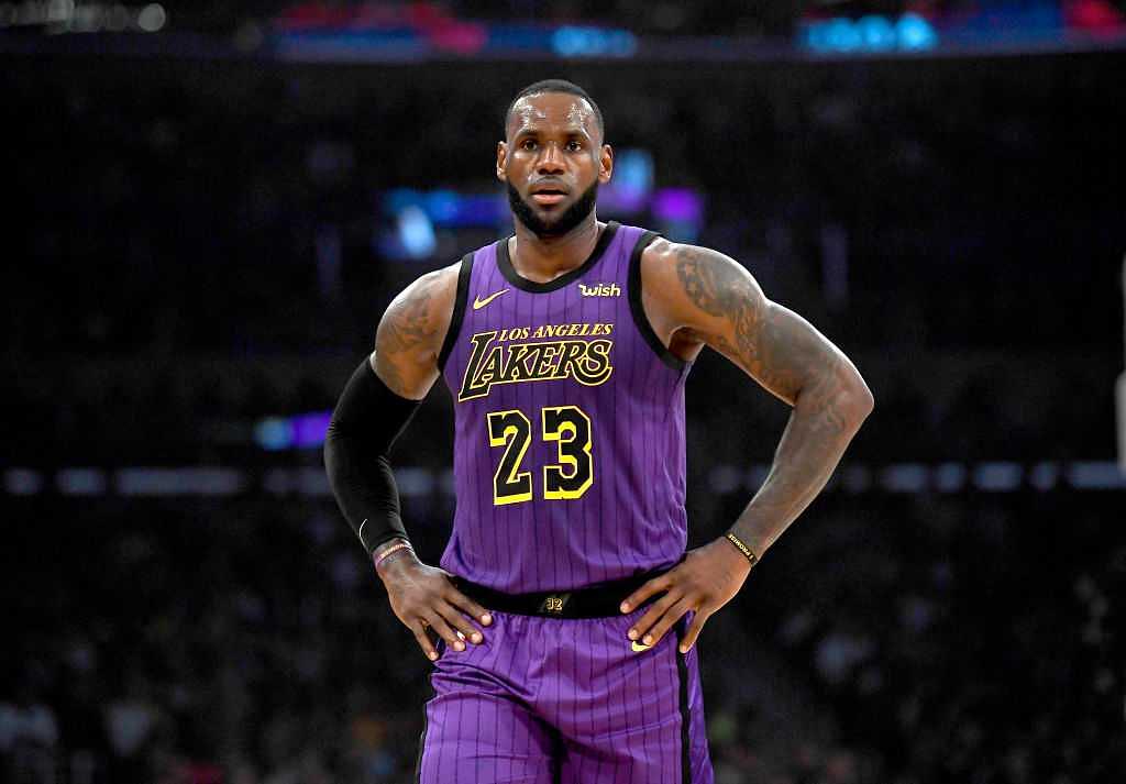 LeBron James took first bus out of arena after shock Suns loss