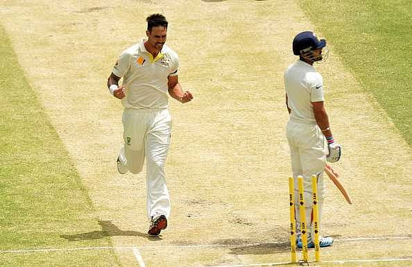 Mitchell Johnson taunts a Virat Kohli fan