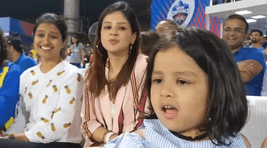 MS Dhoni's daughter Ziva Dhoni cheers for Papa