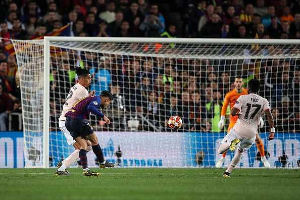 Phil Coutinho goal vs Man Utd: Barca star scores stunner and celebrates in style