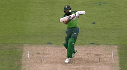 Hashim Amla retired hurt: Watch Jofra Archer hits Amla on his head during England vs South Africa 2019 World Cup match