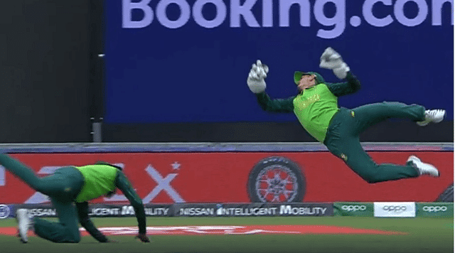 Quinton de Kock catch to dismiss Virat Kohli: WATCH South African wicket-keeper take brilliant catch to dismiss Indian captain