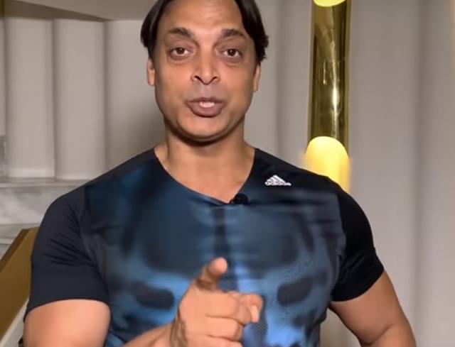 Shoaib Akhtar urges Pakistani fans in England to support the Home team during India vs England 2019 World Cup match