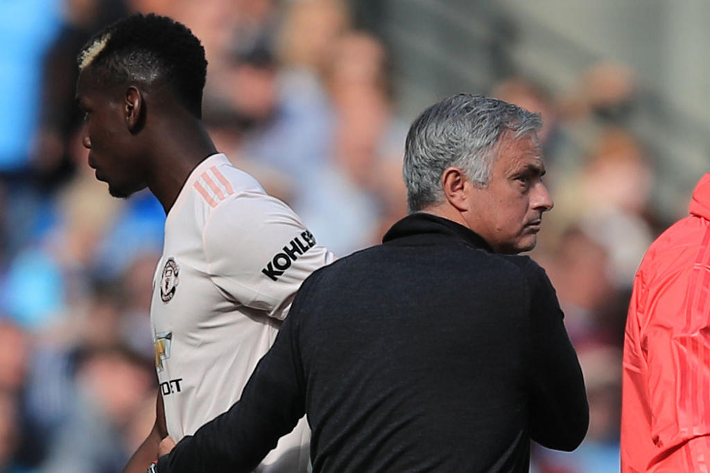 Man Utd News: Former United youth player opens lid on Jose Mourinho and Paul Pogba