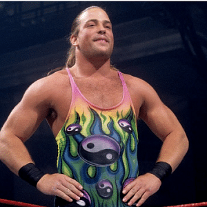 Rob Van Dam: Watch the Wrestling Icon celebrate his divorce by partying ...