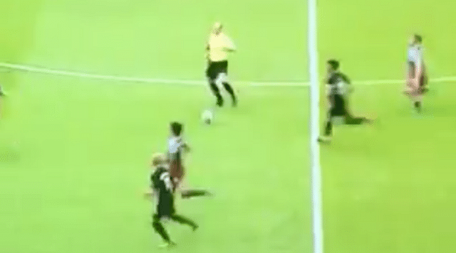 Watch: Mike Dean produces his first dummy of the season just 3 minutes into the game