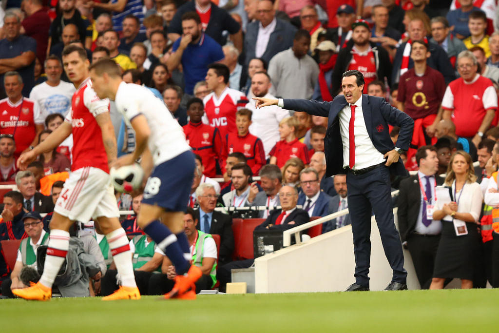Unai Emery tactics against Tottenham revealed after Arsenal boss leaves back his notes in office
