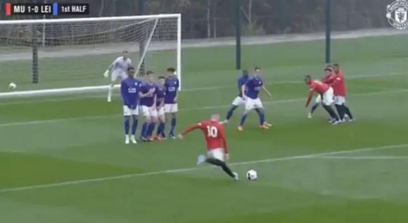 Man United fans rave about 17-year-old whose game play shadows Wayne Rooney
