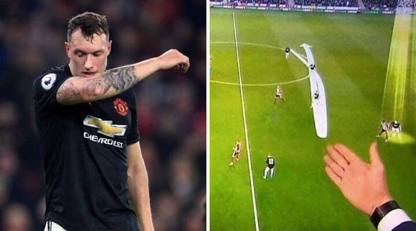 Phil Jones gets offside trap horribly wrong against Sheffield united last night