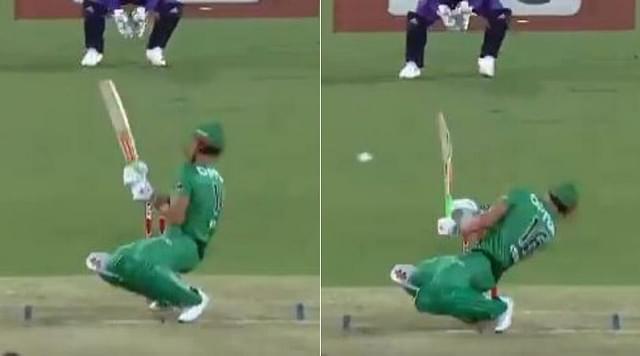 Marcus Stoinis got hit on face by Riley Meredith's vicious delivery in BBL match