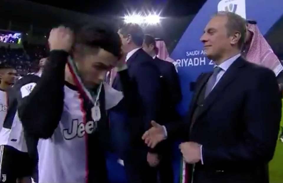 Cristiano Ronaldo removes silver medal instantly after taking it in Italian super cup post final ceremony