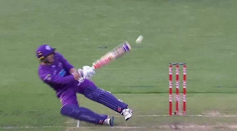 WATCH: George Bailey plays falling scoop off Gurinder Sandhu in Hurricanes vs Thunder BBL match