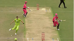 Chris Morris exhibits elite footwork to seal brilliant run out in BBL match