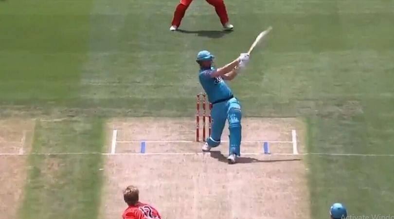 WATCH: Ben Cutting clobbers Will Sutherland for humongous six on third tier in Renegades vs Heat clash