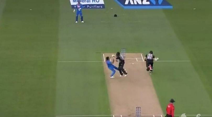 WATCH: Shardul Thakur and Colin Munro collide midway on the pitch in Auckland T20I