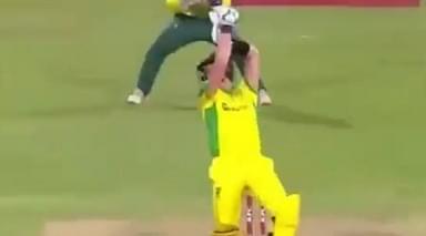 WATCH: Steve Smith hits eye-catching six over cover off Anrich Nortje in Cape Town T20I