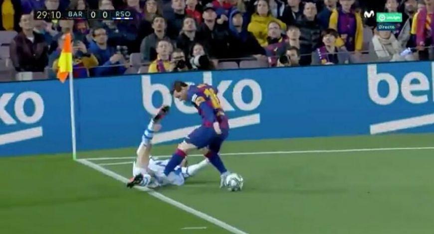 Lionel Messi stamp on Mikel Merino should have cost him red card; social media claims