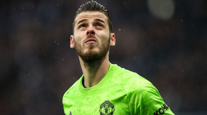 Manchester United star donates huge amount to Coronavirus battle
