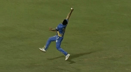 Zaheer Khan catch today in Road Safety World Series 2020 India legend pulls off a stunning one-handed catch vs West Indies Legends