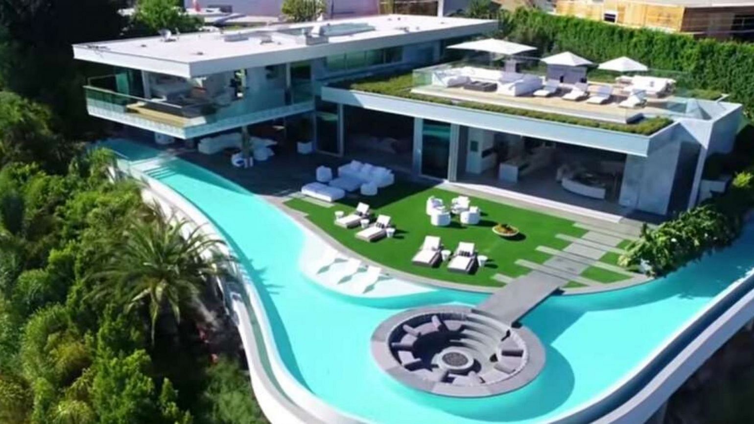 LeBron James new mansion Infinity pool, golf simulator, wine cellar