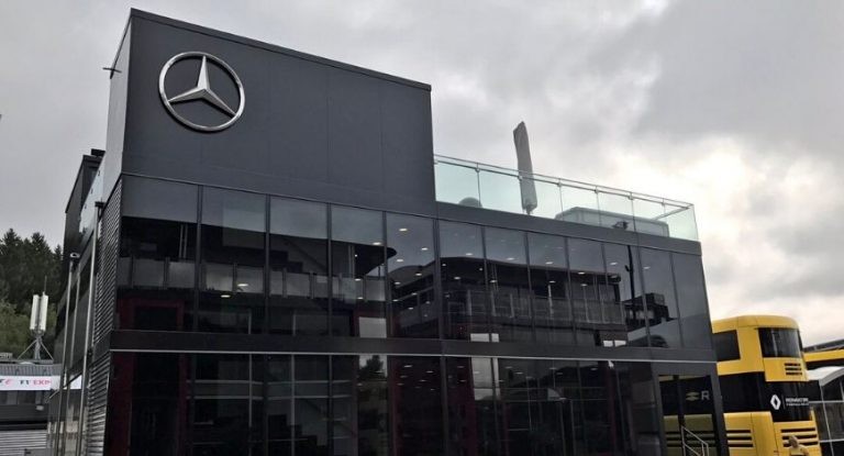 Mercedes responds to Lewis Hamilton's criticism about F1 ...