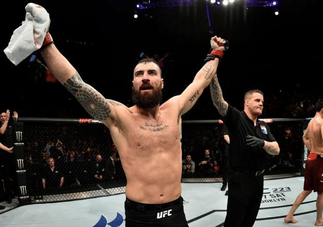 Bearjew Paul Craig chokes out Gadzhimurad Antigulov at UFC Fight Island 3