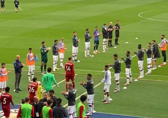 Liverpool Guard Of Honour: Manchester City pays tribute Premier League rivals over league win