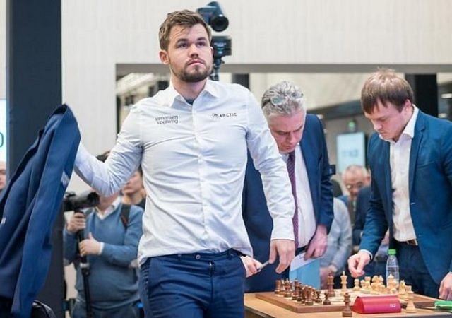 Roberto Firmino mocked by FPL expert and Chess Champion Magnus Carlsen with Robert Lewandowski comparison