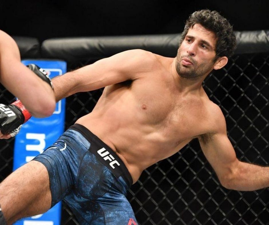 Beneil Dariush Defeats Scott Holtzman At Ufc Vegas 6 Watch The Insane Spinning Elbow By Dariush To Finish The Match The Sportsrush