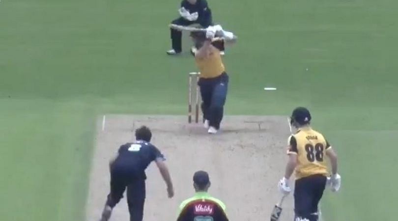 Vitality Blast: Joe Root scores 10th T20 half-century on T20 Blast comeback for Yorkshire
