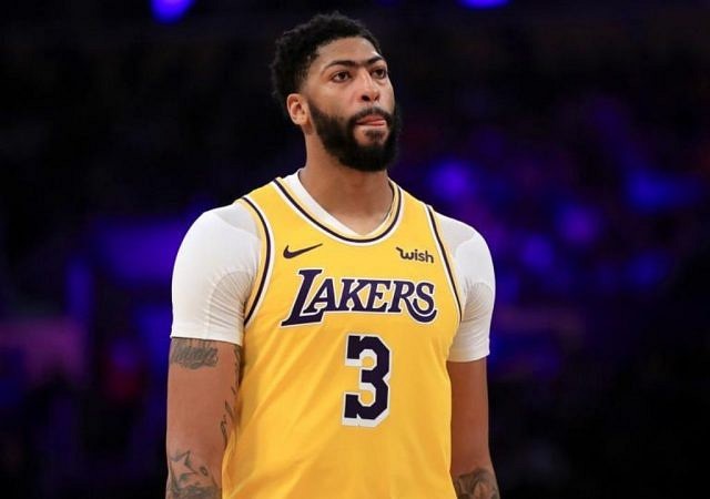 Anthony Davis back injury