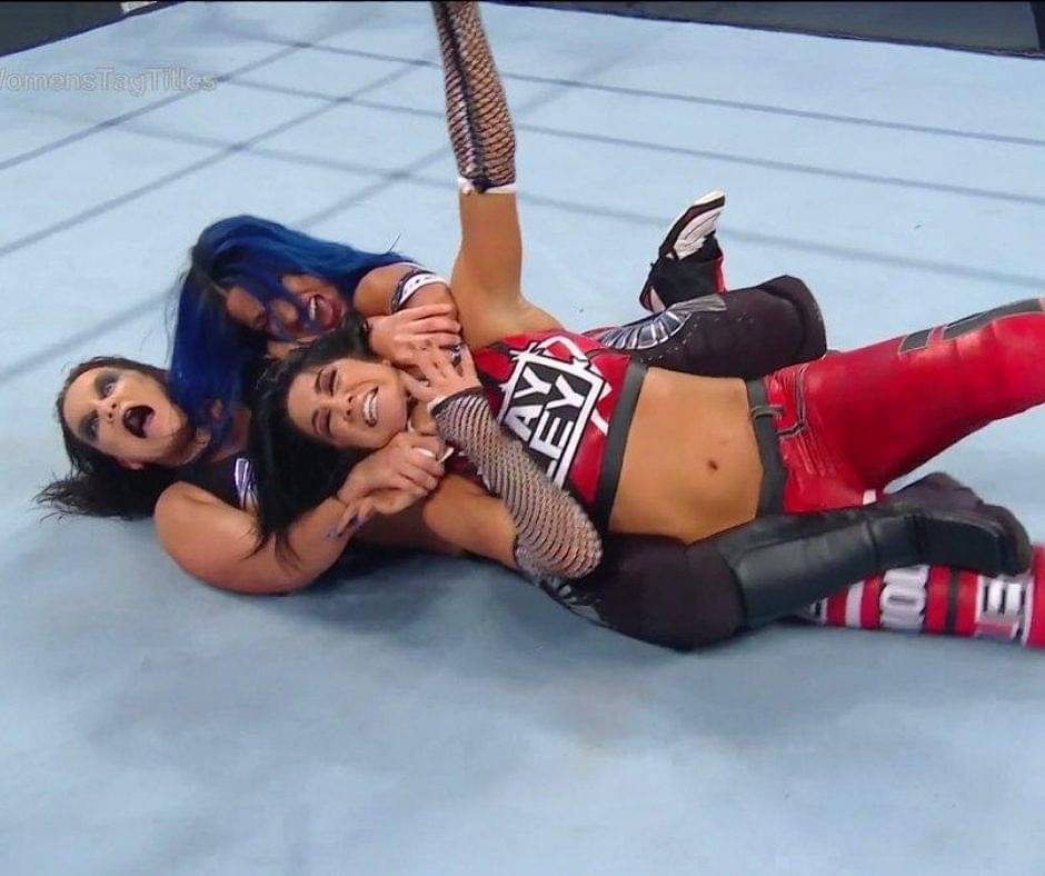 WWE Payback: Sasha Banks and Bayley Lose the Women Tag Team Titles To the Unlikely Team Of Nia Jax and Shayna Baszler