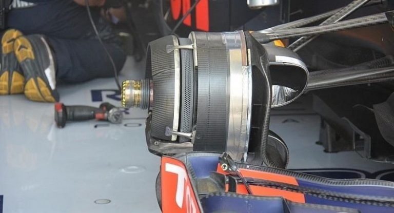 Brake Ducts F1: Why do Formula 1 cars needs brake ducts - The SportsRush