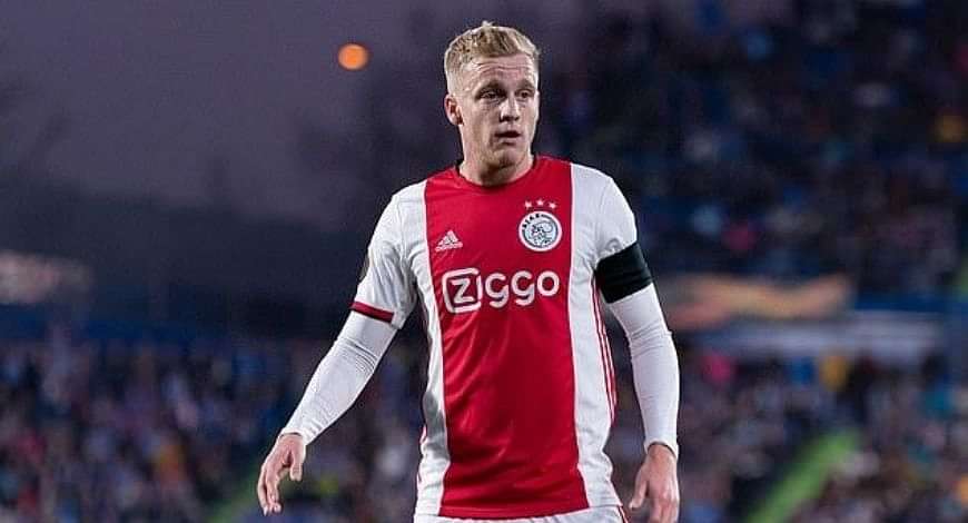 Man Utd Transfer News: Manchester United and Ajax set to agree €45million deal for Donny van de Beek