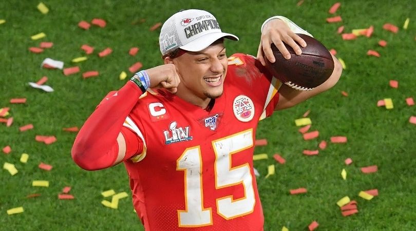 Nfl Rankings Top 10 Richest Quarterbacks In The Nfl With Contract Details