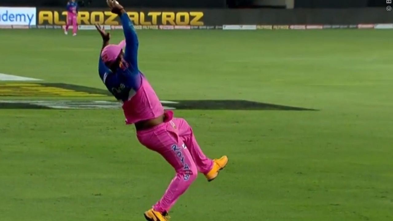 Sanju Samson catch vs KKR: Rajasthan Royals player grabs excellent take to dismiss Pat Cummins in IPL 2020