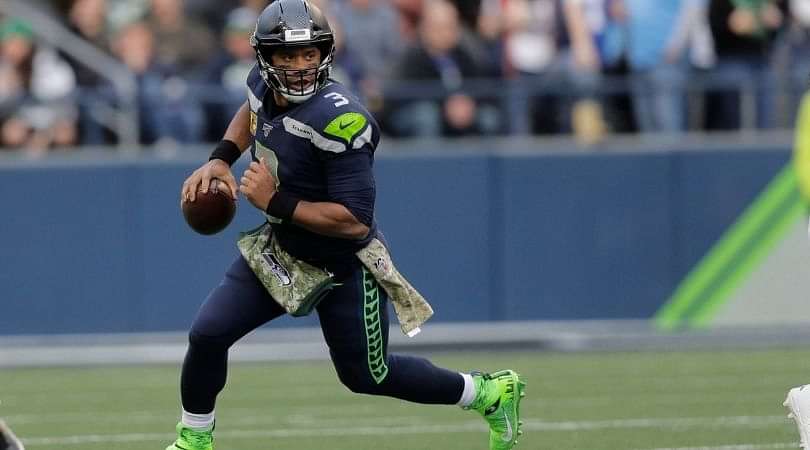 NFL: Russell Wilson throws 26th TD pass, breaks Peyton Manning's record