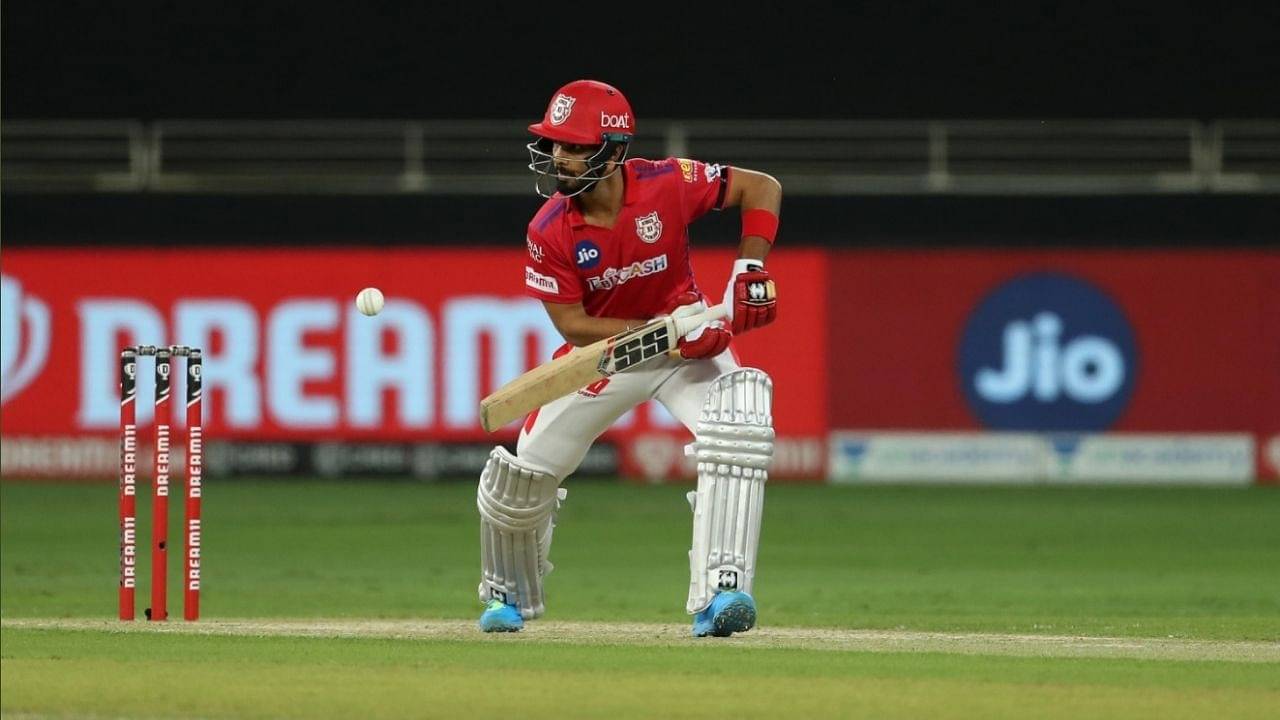 Why are KXIP players wearing black armbands in today’s IPL 2020 match vs SRH?