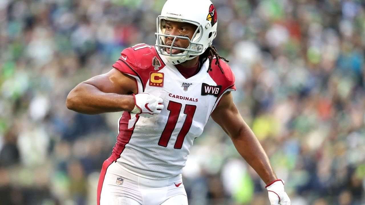 Larry Fitzgerald sets NFL record for most catches with one team