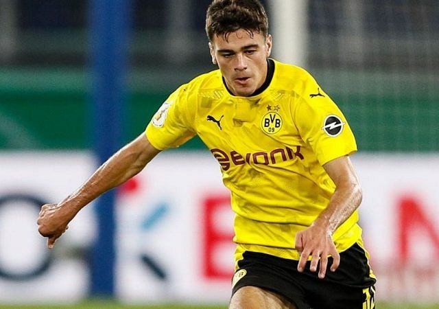 Gio Reyna’s Voted USA Soccer’s Young Player of the Year, Weston Wins Player of the Year